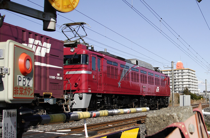 EF81-248.jpg